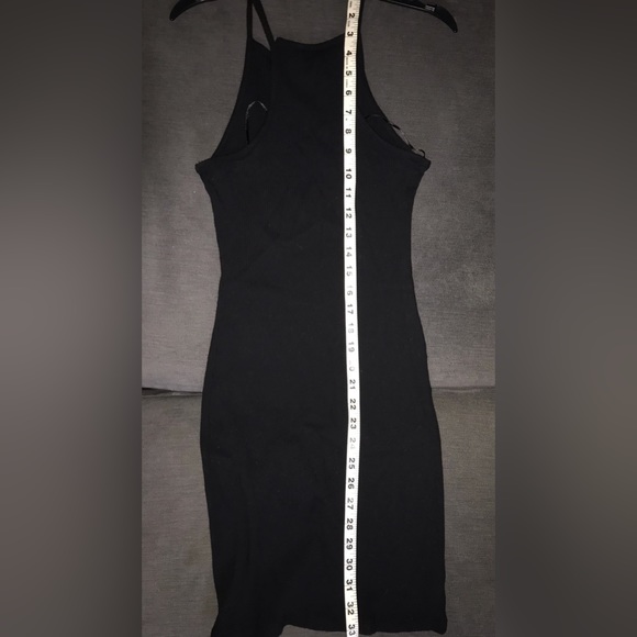 Dress - Picture 4 of 4